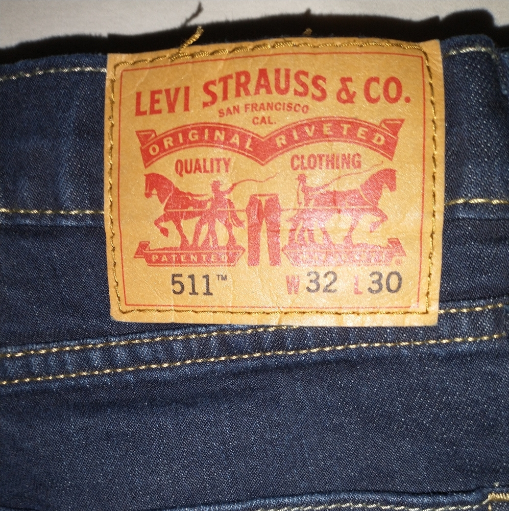 Levi's 511 dark wash slim fir straight leg blue jeans size 32x30